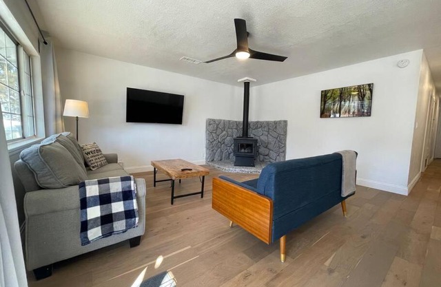 Modern Chic 4-Bedroom Home with Wood Stove Fireplace