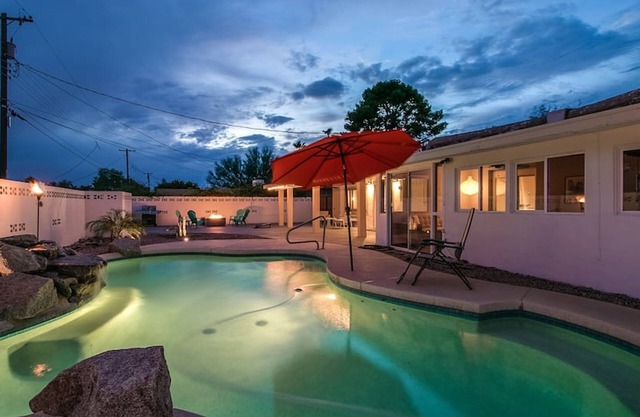 Modern Chic Old Town Scottsdale Home w/Pool & Gym!