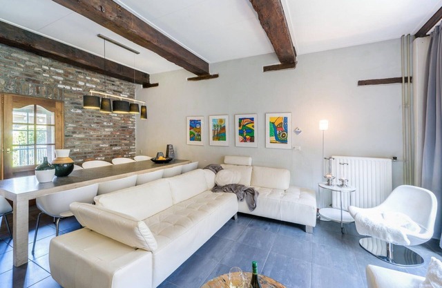 Modern Comfort in a Central Spot