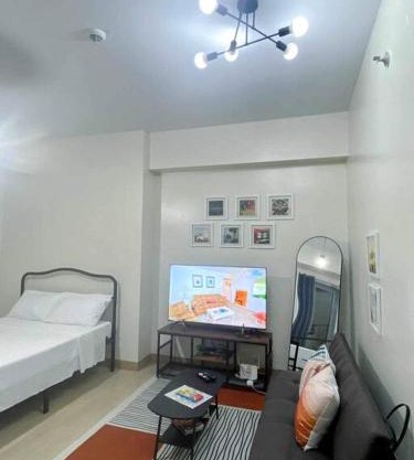 Modern comforts sleek studio in Manhattan Plaza2