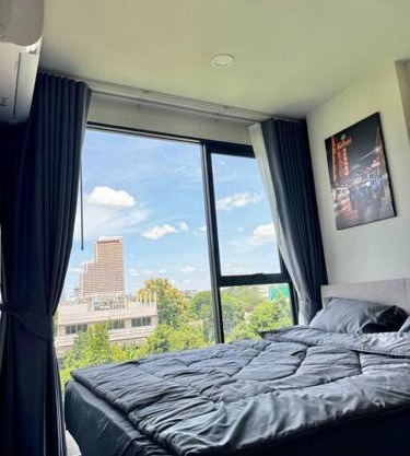 Modern Condo Near Icon Siam & BTS Krung Thonburi