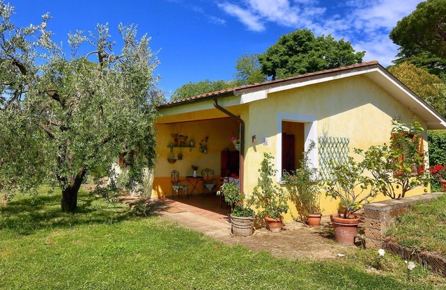 Modern Cottage in Graffignano Italy with Swimming Pool