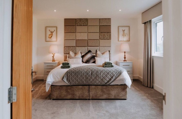 Modern Country Escape – Sleeps12