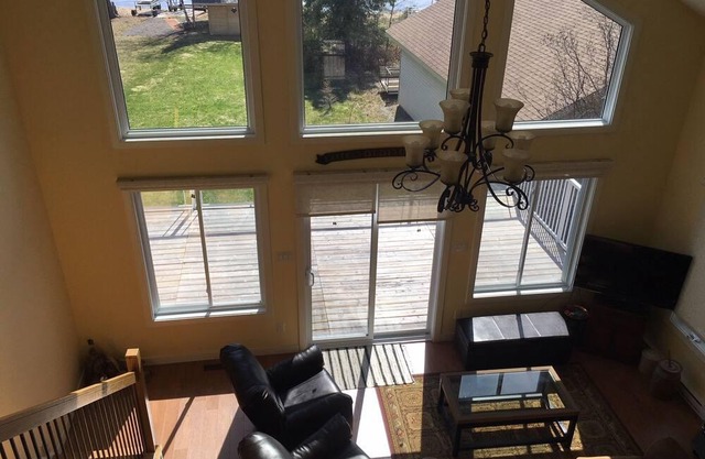 Modern Cozy Apartment located on one of the most pristine Sandy beaches on Lake