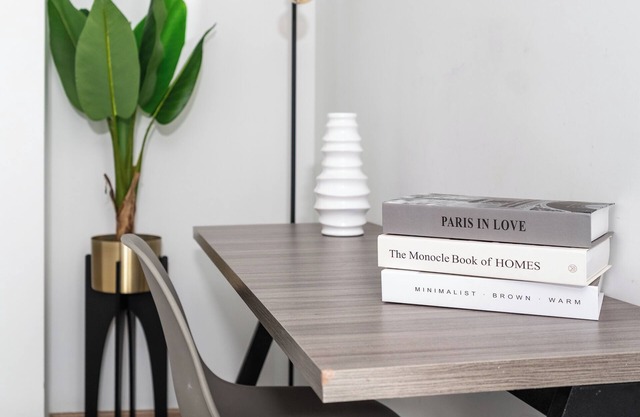 Modern & Cozy Loft close 93 Park/Viceroy Park/502