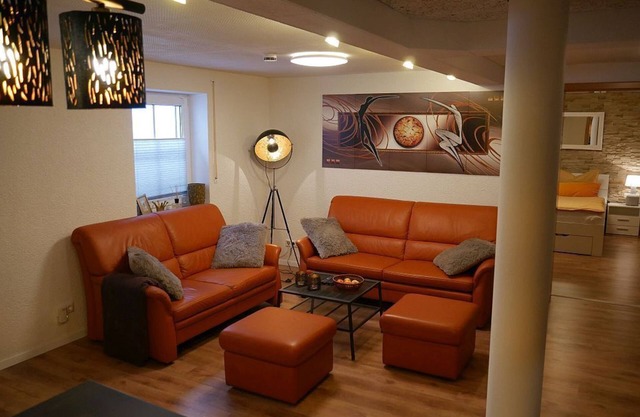 Modern basement holiday apartment with pleasant underfloor heating