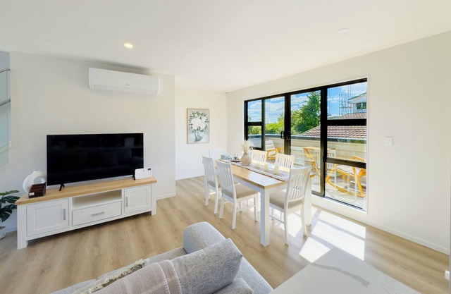 Modern Design Brand New House in Forrest Hill