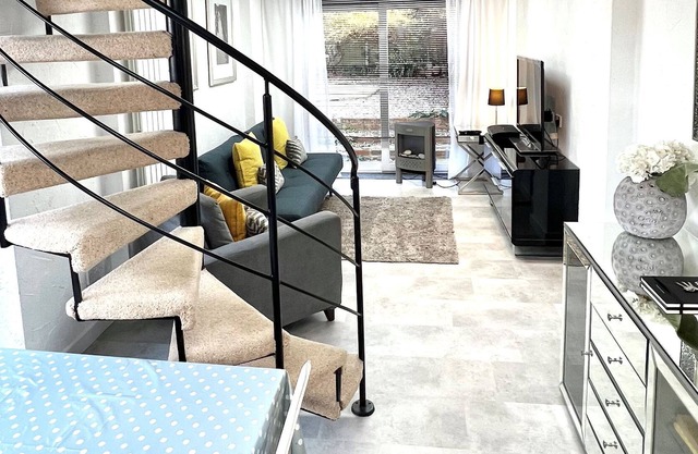 Modern Dog-friendly retreat in the Cotswolds