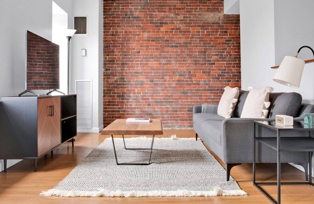 Modern Dorchester/Milton 2BR w/ Gym & in-building W/D, by Blueground