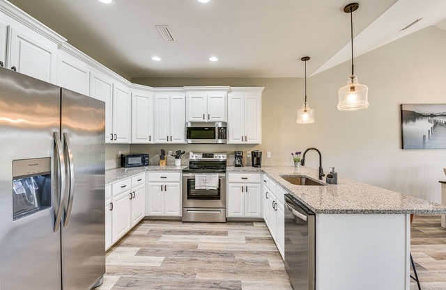 Modern Dothan Home Near Downtown & Hospitals!