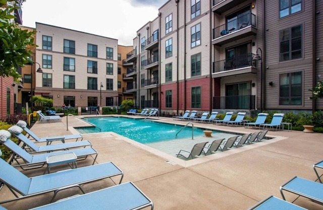 Modern Downtown Apartment Near UAB