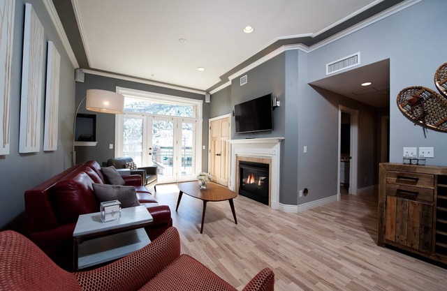 Modern Downtown Durango Luxury Condo | 1 Block to Main Street | Balcony