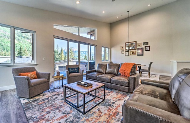 Modern Durango Townhome Hot Tub, By Ski Lift