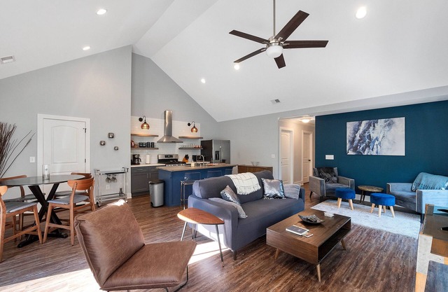 Modern Escape At The Cove