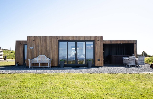 Modern Family Container Cabin With Hot Tub