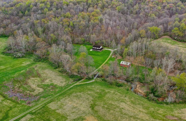 Modern Farmhouse on 30 Private Acres + Hot Tub