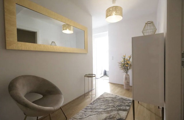 Modern Flat | BG 15