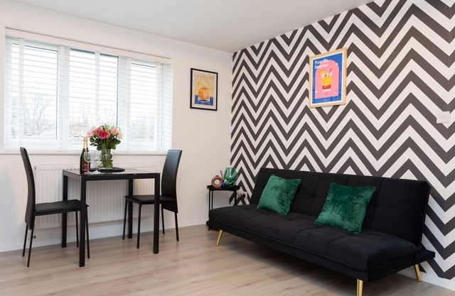 Modern Flat - Sleeps 3 - London