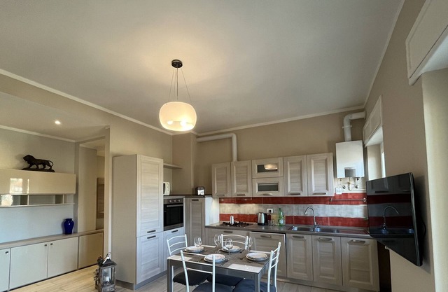 Modern flat with lake view in the centre of Intra (Verbania)