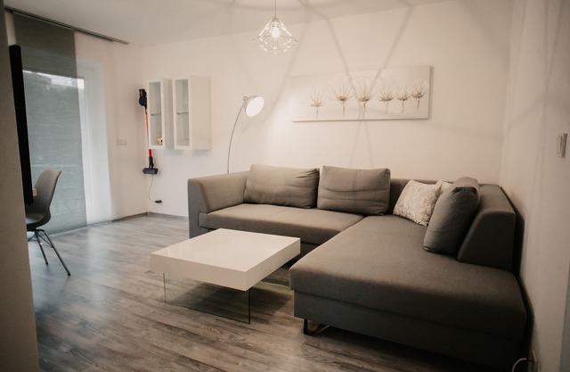 Modern furnished, centrally located apartment "MatiLux" SUMMER MOUNTAIN RAILS INCL. 2019
