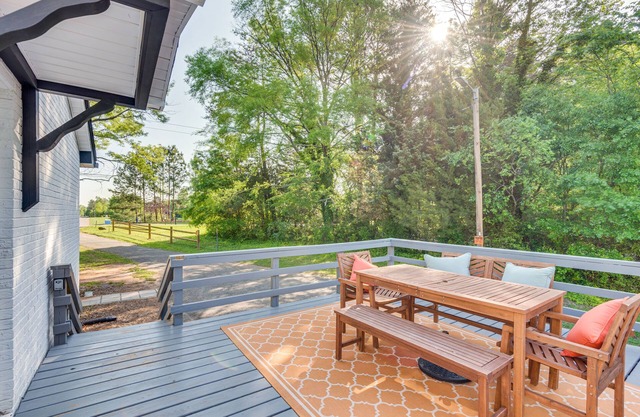 Modern Home w/ Deck - 15 Mi to Downtown Charlotte