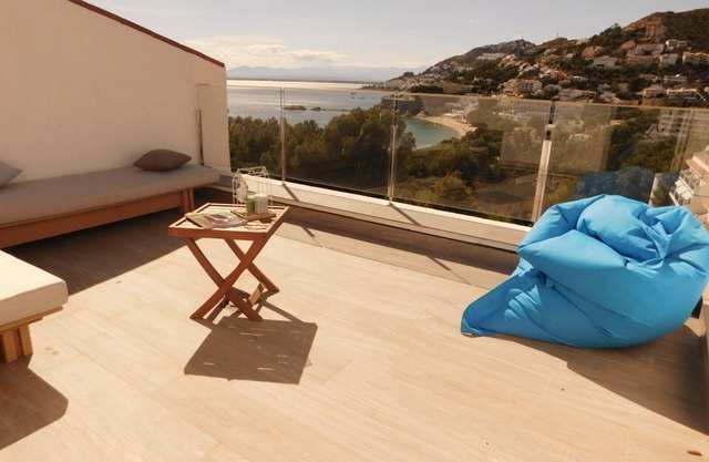 Modern house overlooking the sea, near the beach in Almadraba, Roses
