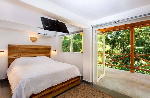 Modern jungle studio with jacuzzi near quiet beach