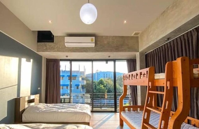 Modern Loft Townhouse In Nimman (Quiet Street)