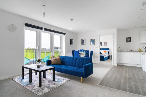 Modern Luton Apartments with Parking, Next to Park