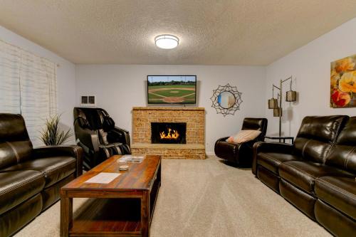 Modern Luxuries in a Quiet Convenient Location