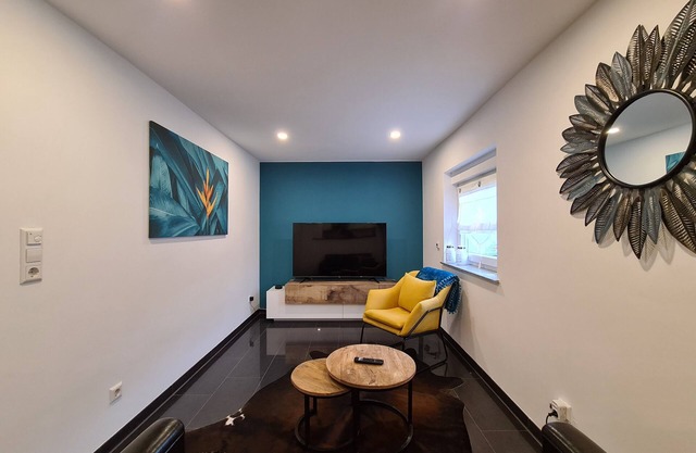 Modern luxury apartment in Cologne with parking space