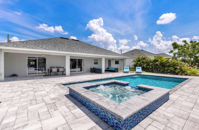 Modern Luxury Retreat with Pool, Tesla Charger & Smart Features - 4BR