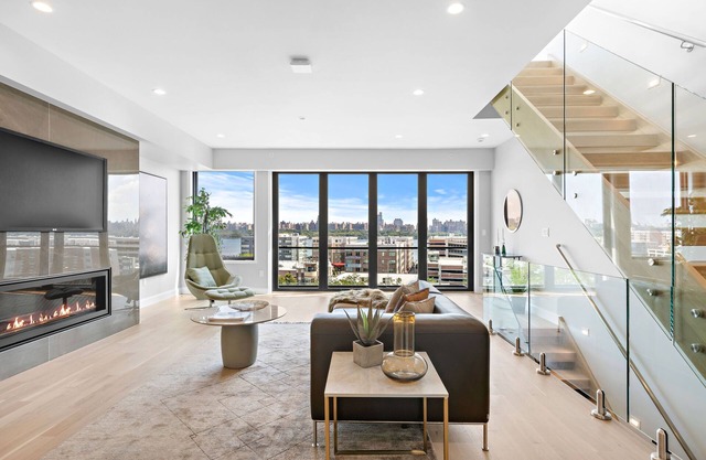 Modern Luxury Townhome with Panoramic NYC Views