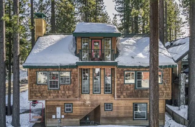 Modern luxury cabin across from lake