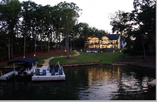Modern Magnolia: Stunning New 5BR Lakefront w/Top Amenities! Sleeps 14
