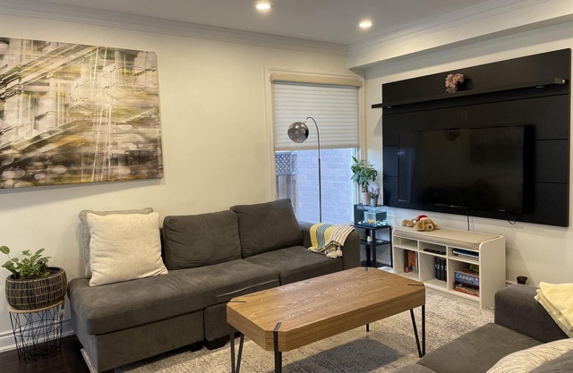 Modern main floor 3-bdrm apartment backing onto a park
