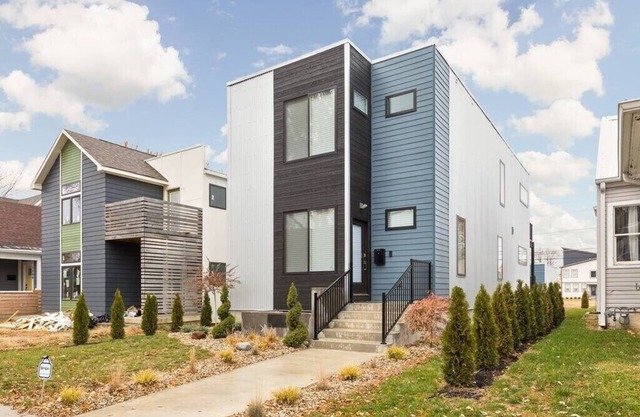 Modern Mansion Near FSQ | Walkable + Garage