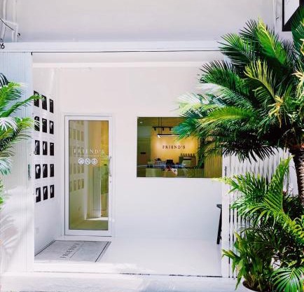 Modern Minimalism - Mandarin Palm Penthouse