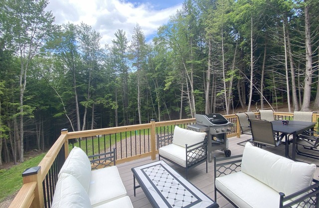 Modern Mountain House for Families – Hike, Relax, Reconnect