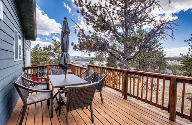 Modern mountain retreat! - Pet friendly - wi-fi
