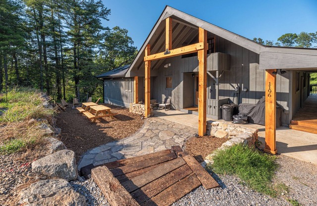 Modern Nature Retreat w/Creek Access + Hot Tub
