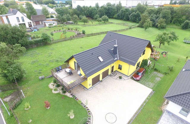 Modern, new apartment with a spacious roof terrace, Cycling & Family Friendly