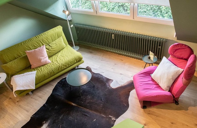 Modern, newly renovated top floor apartment in Karlsruhe