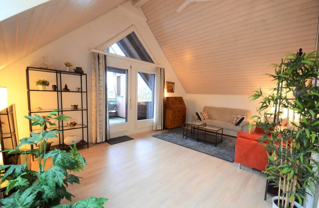 Modern Penthouse Apartment, close to everything!