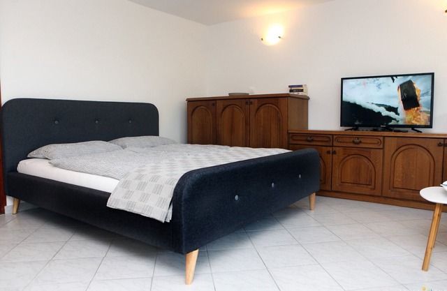 Modern Parenzana Apartment