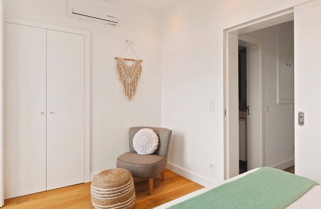 Modern Portuguese One Bedroom flat in Belém