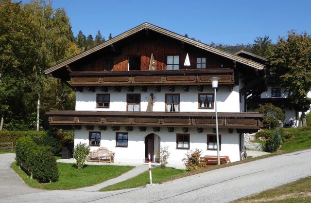 Modern renoviertes Appartement mit Außenpool, Innenschwimmbad und Sauna