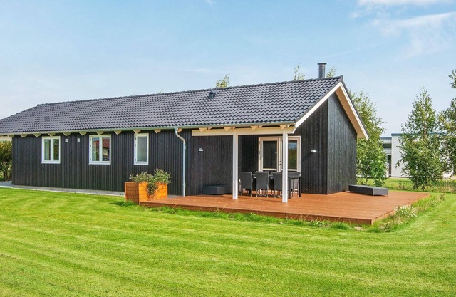 Modern Retreat by Skovmose-By Traum