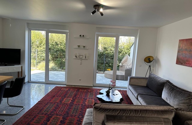 Modern semi-detached house in Oppenheim, good connections to Mainz.