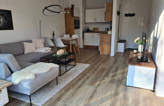 Modern, spacious 2.5 room apartment in an upmarket location